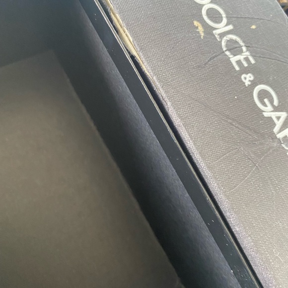 Dolce e gabanna sunglasses - Picture 3 of 4